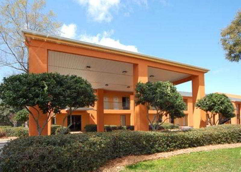 Days Inn By Wyndham Pensacola I-10 Ferry Pass Dış mekan fotoğraf